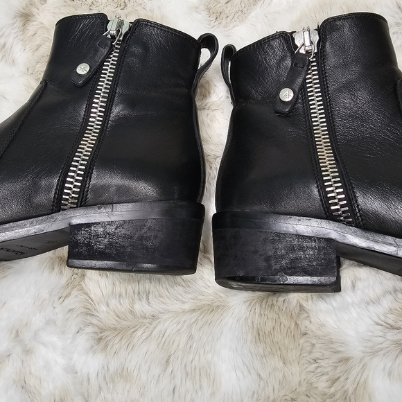 Aquatalia Colbie Women’s Chelsea Ankle Boots Weatherproof Zip Blck Leather US6.5 - Picture 12 of 13